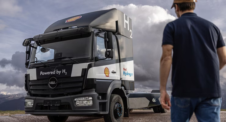 Inom EU är elektrifiering av transporter i frontlinjen, men på vätgassidan kommer allt fler nya koncept. Foto: Shell.