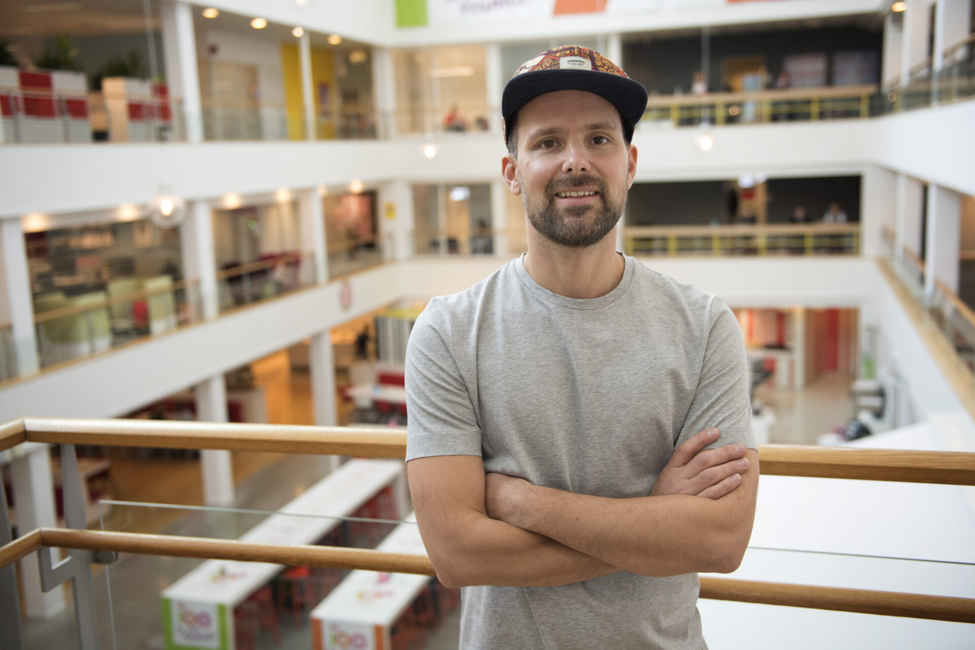 "Vi är väldigt stolta över att äntligen kunnat köra i gång live med ICA Paket", säger Samuel Young, chef för ICAx..