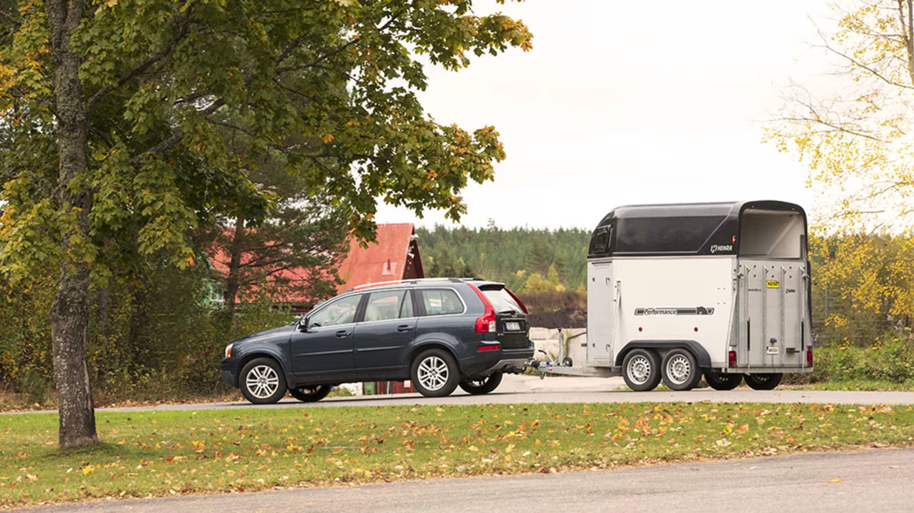     Bilprovningens besiktningsstatistik för 2023 visar att varannan hästtransport har brister. Foto: Bilprovningen.