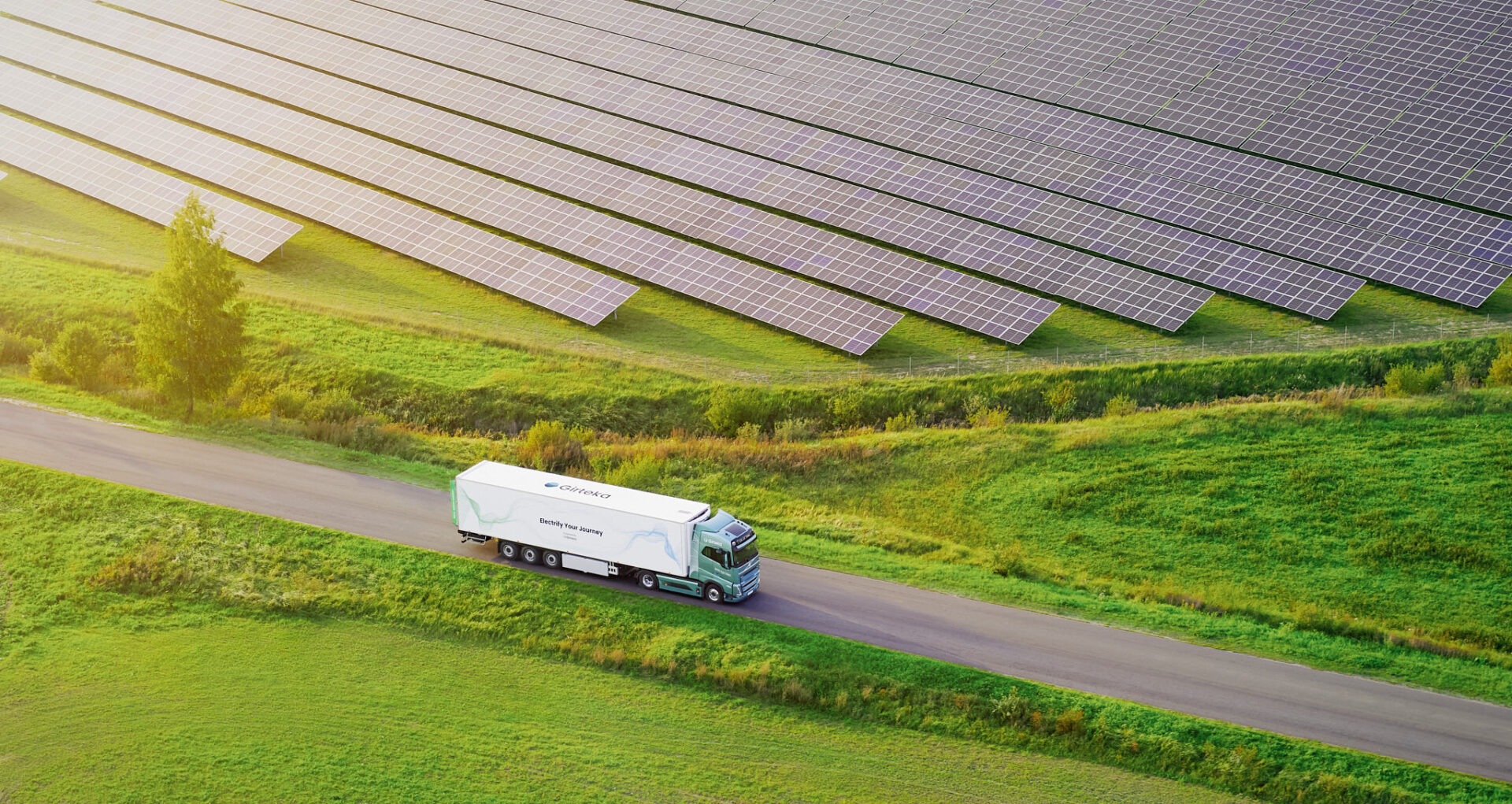 Ellastbilar är en viktig del på vägen mot hållbara och fossilfria godstransporter menar Girteka Logistics.