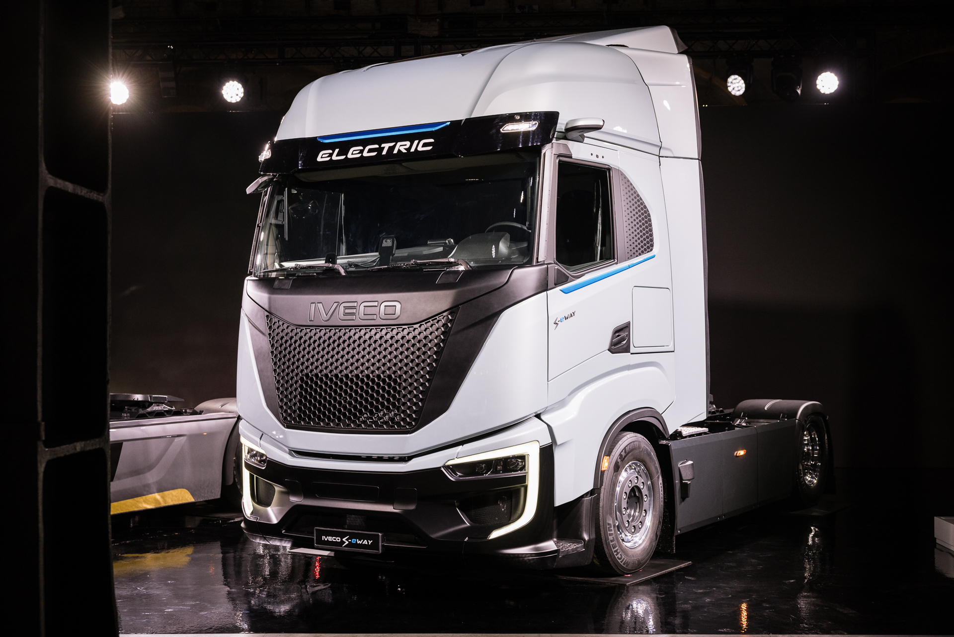 Med Iveco S-eWay Artic tar Iveco ytterligare ett steg mot utsläppsfria fordon. Foto: Iveco.