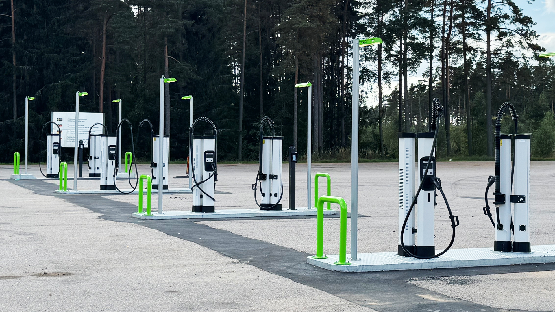 Laddstation i Klevshult. Foto: GreenStop.