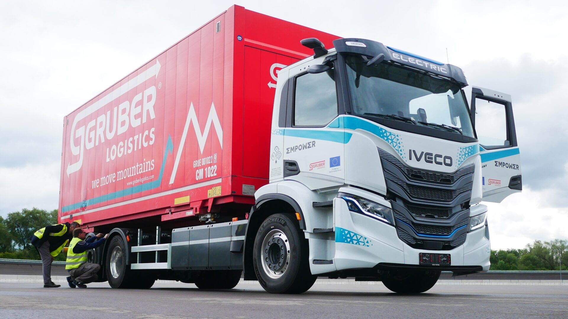 Utsläppsfri tung transport. Foto Iveco/Empower.